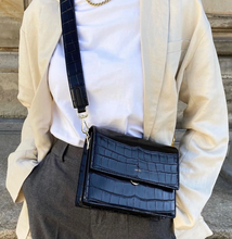 Load image into Gallery viewer, ROSE Crossbody Bag